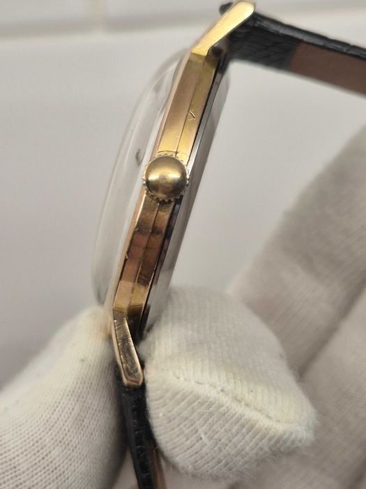 Męski zegarek *Glashutte*garniturowiec