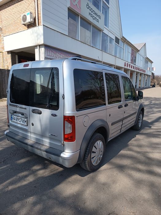 Форд Коннект 2010 пасажир