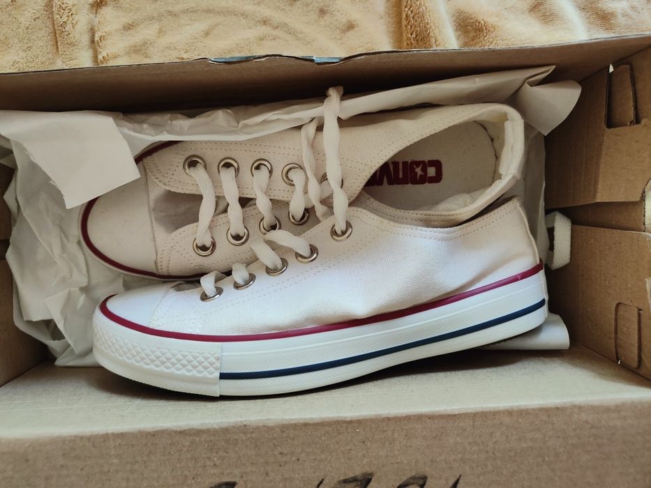 Trampki Converse nowe 36