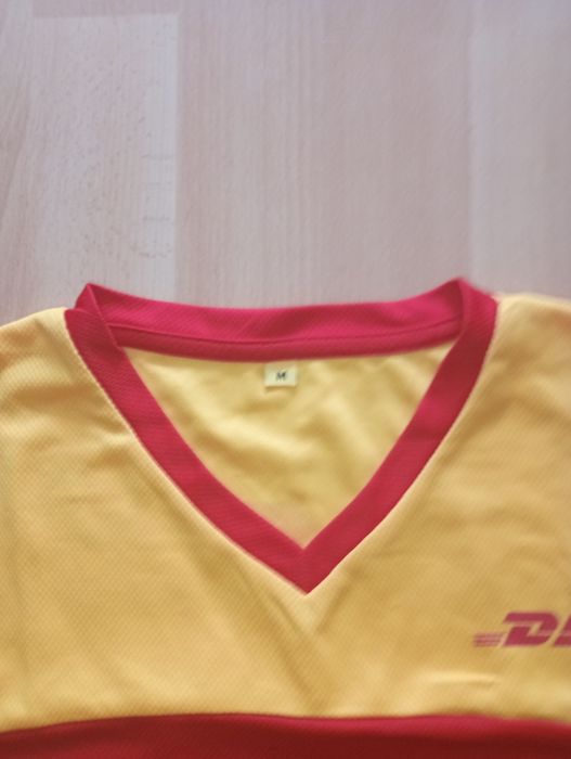 Koszulka DHL rozmiar M/L nowa