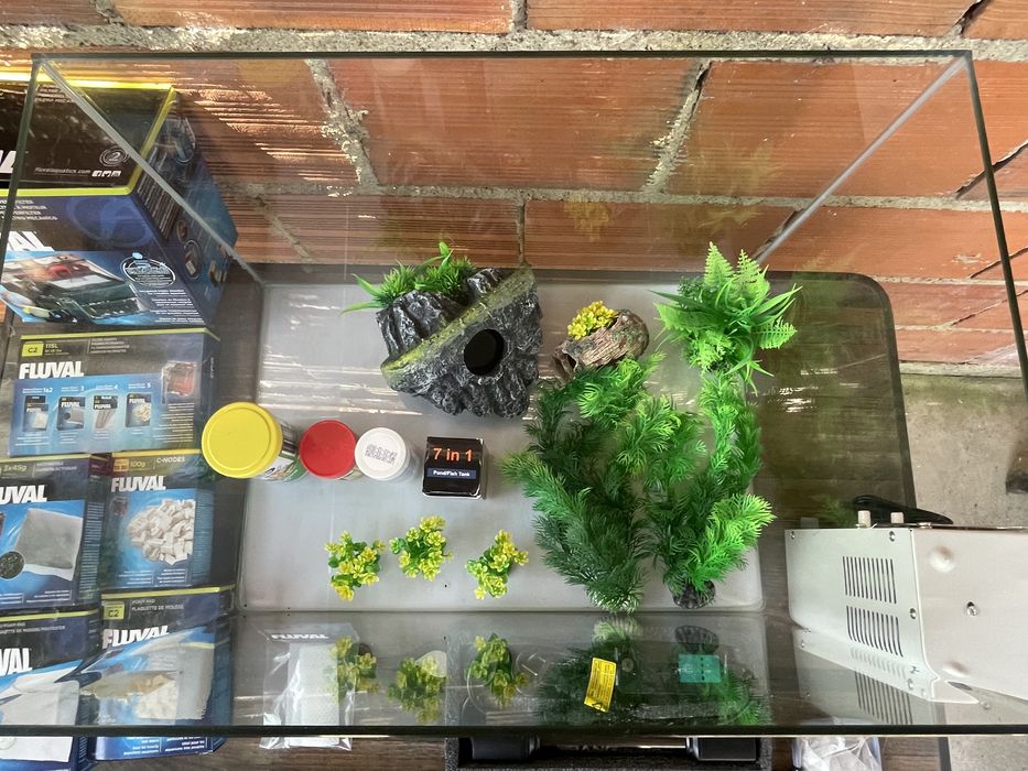 Aquário + acessórios