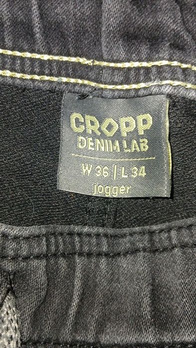 Spodnie czarne firmy CROOP