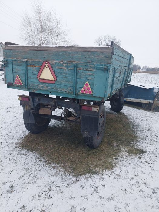 Przyczepa d 35 d732 wywrotka