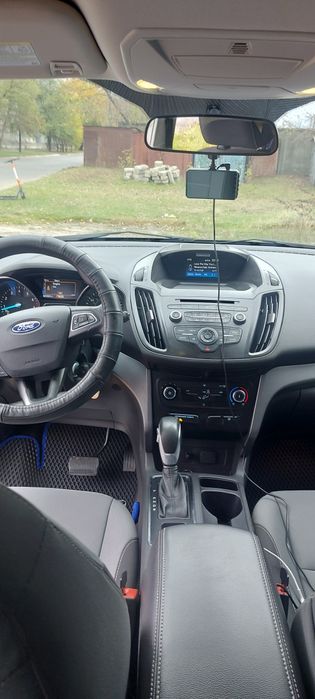 продам Ford Escape 2017