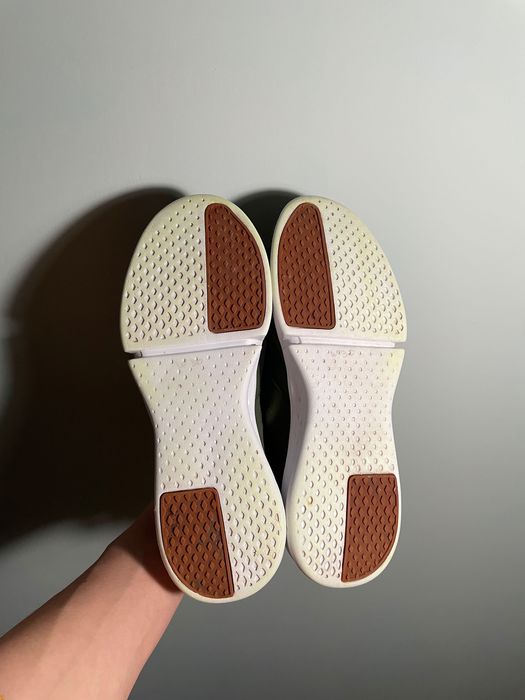 Базові кросівки crivit 41р