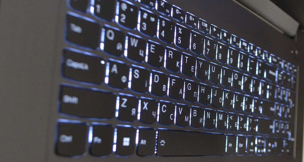 Lenovo IdeaPad3 17ІTL6 \ 17" \ i5-1135G7 \ Iris Xe \ 8Gb \ SSD 512Gb