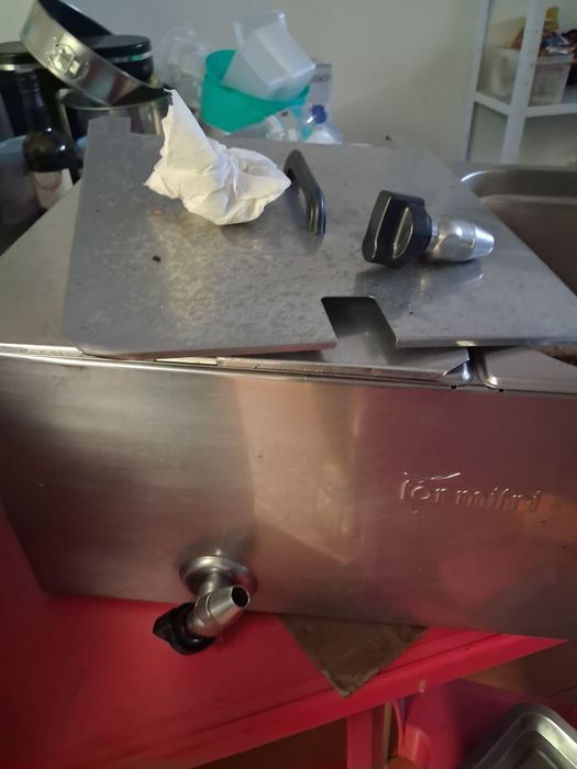 Fritadeira industrial semi nova