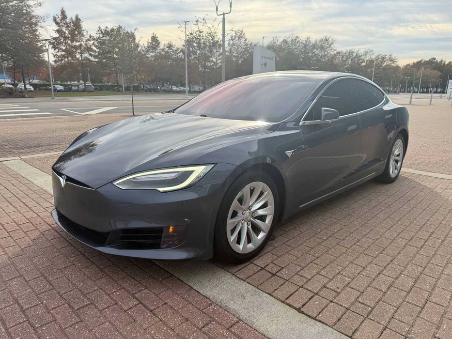 Tesla Model S 75      2016