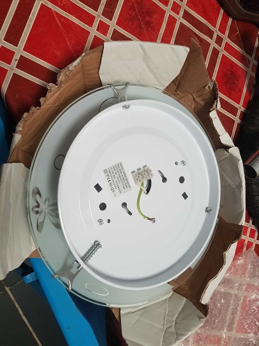 Candeeiro de tecto Gaipol novo