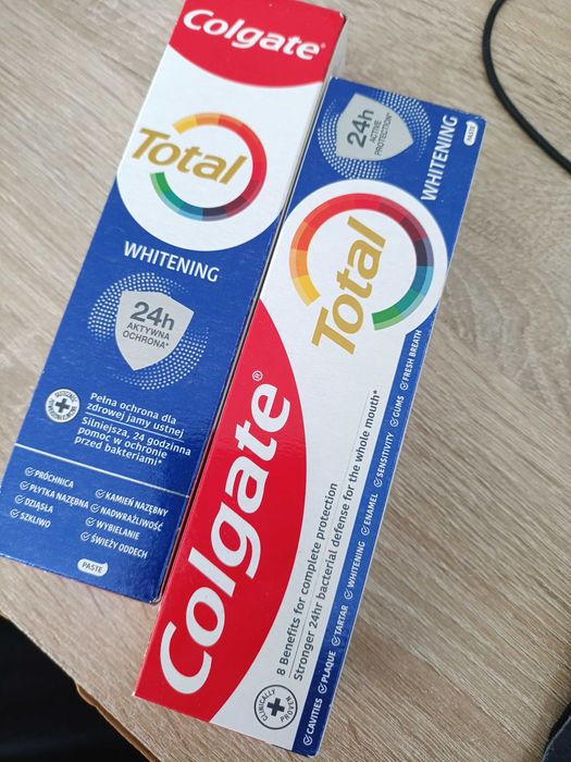 Pasta do zębów Colgate Total Whitening.