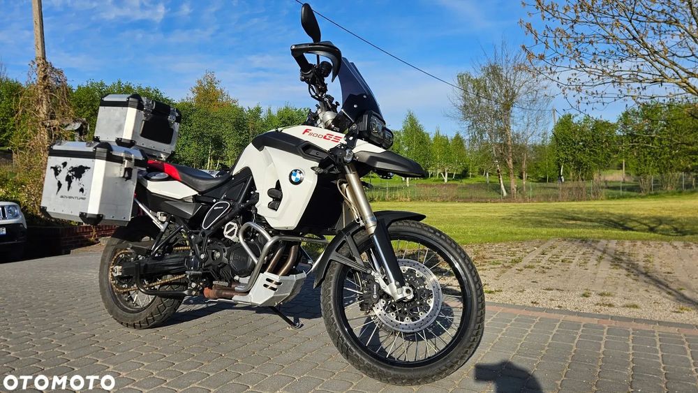 BMW F 800GS z trzema kuframi - niezawodny