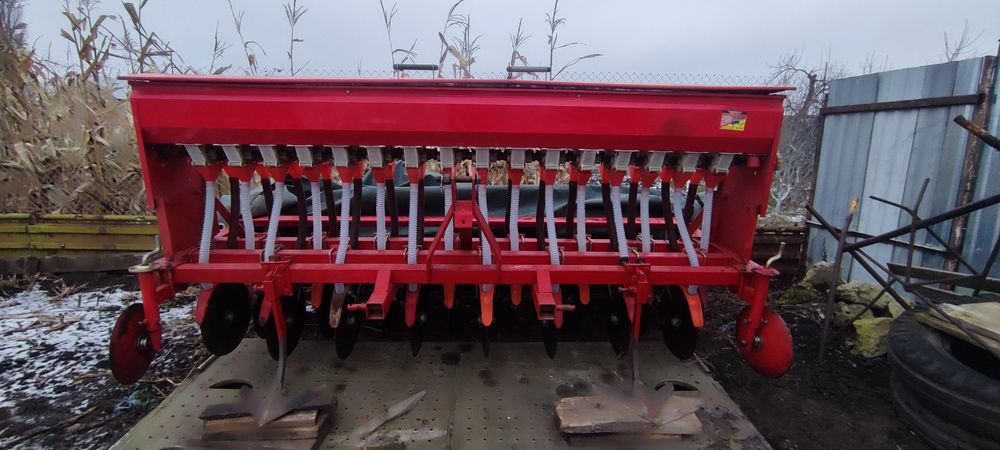 Продам сівалку зернову 16 рядкову