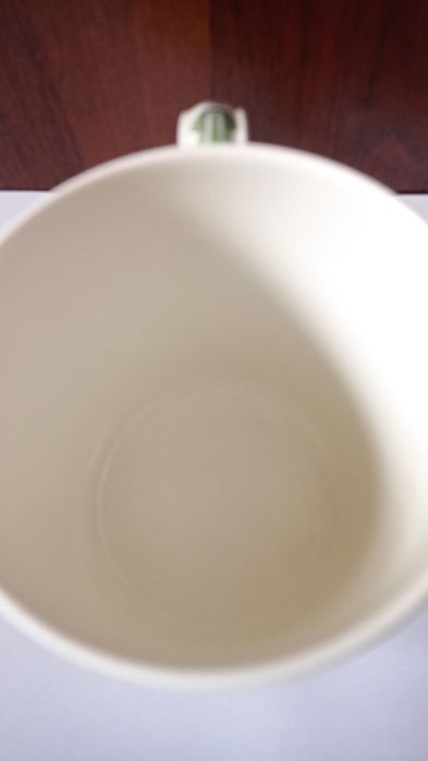 Pamiątkowy kubek Josiah Wedgwood Sons