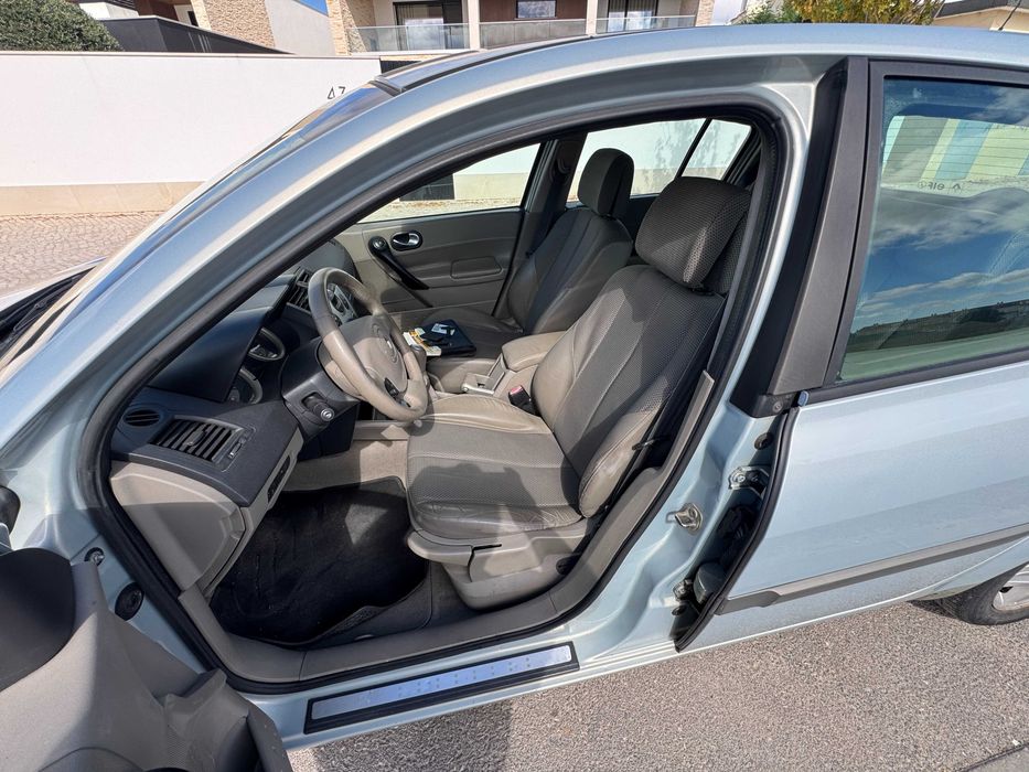 Renault Megane 1.5 Dci 220 mil km