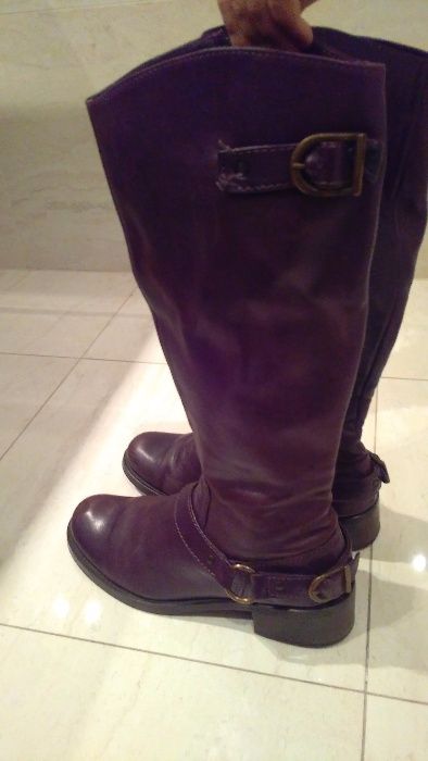 Bota tipo cabaleiro