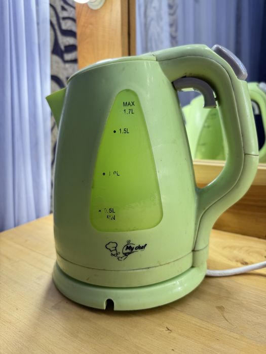 Чайник електричний 1.7