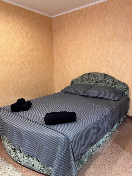 по "ЧАСОВО" 500  по "СУТОЧНО" квартира на Металлургов 21. 250грн.