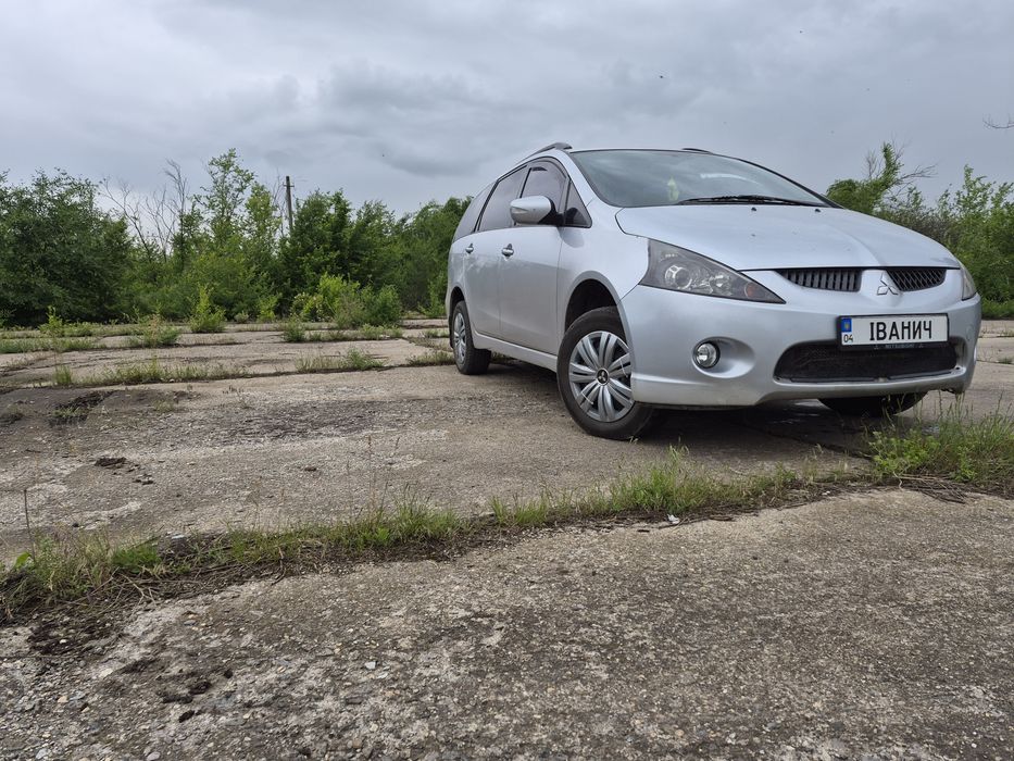 Mitsubishi grandis