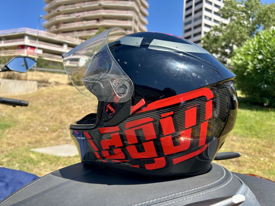 Capacete AGV em bom estado