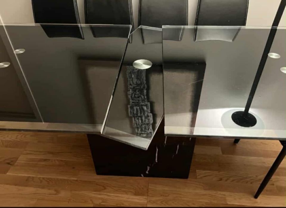 Nowoczesny stol do jadalni rozkładana szklana rama czarny marmur