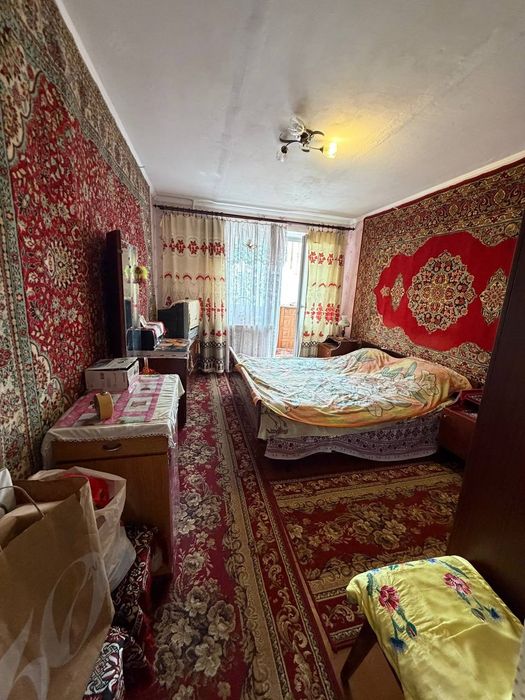 Продаж 2-2-кімнатної квартири