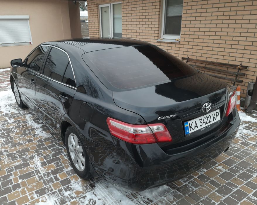 Toyota Camry40          2.4 GAZ-BENZ
