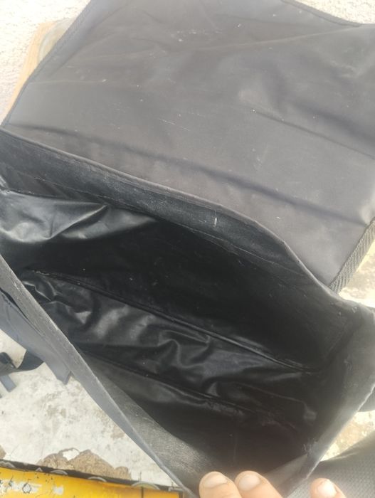 Сумки для ноутбуків