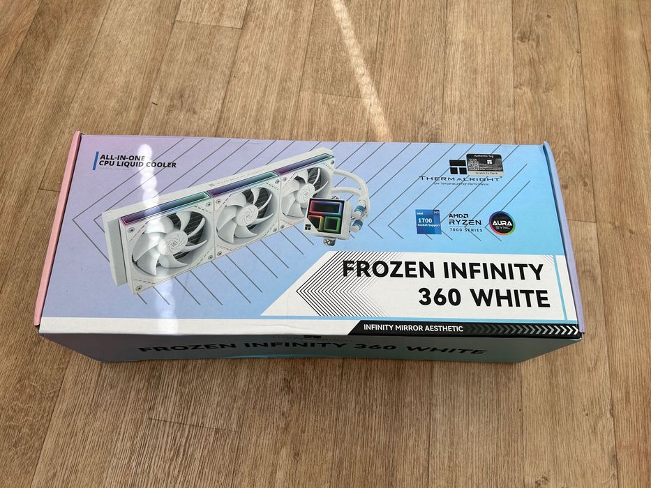 Водянка Thermalright Frozen Infinity 360 White ARGB 360мм