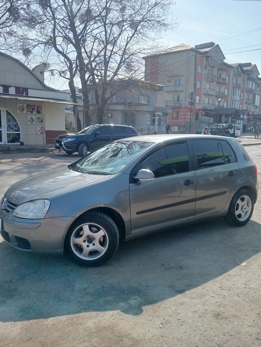 Продам гольфік 5