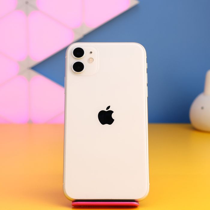 Смартфон Apple iPhone 11 128GB White (178343) Б/У З ГАРАНТІЄЮ