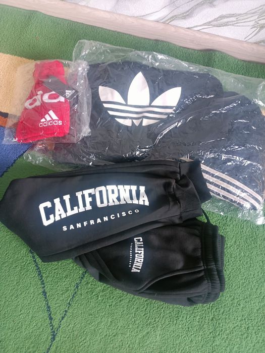 Продам якісний жіночий Спортивний костюм ,,ADIDAS ,,Привезений з Німеч