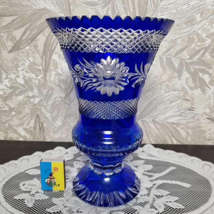 Хрустальная ваза с кобальтовым накладом, 26 см, винтаж, премиум