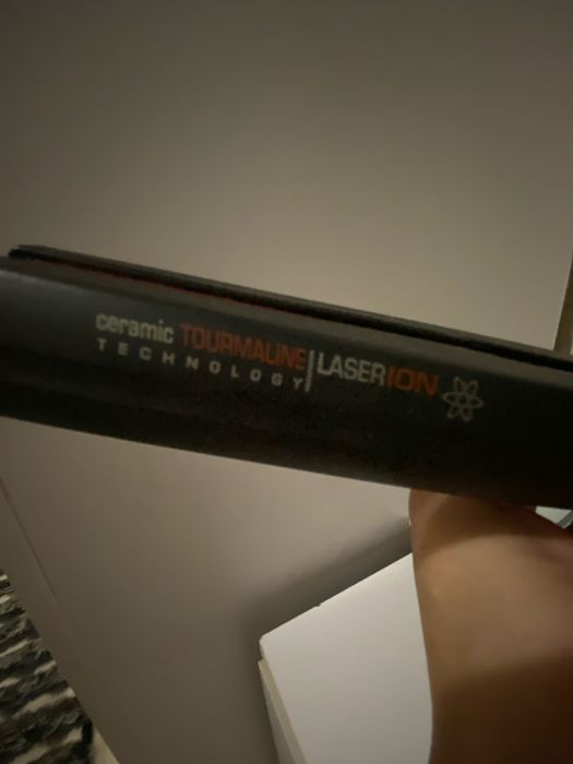 Вирівнювач волосся