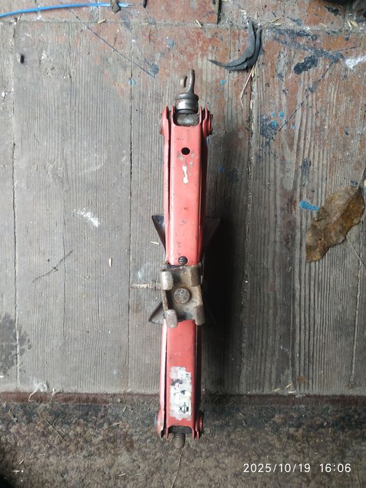 Домкрат жигуль,волга