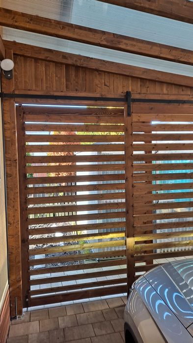 Odsprzedam wiatę garażową