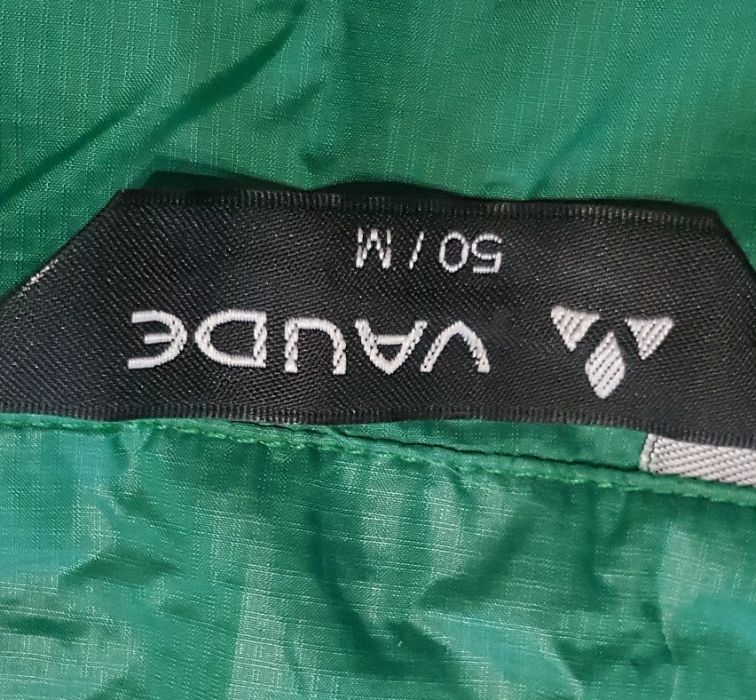 Оригинал.фирменная,легкая,функциональная ветровка-дождевик vaude green