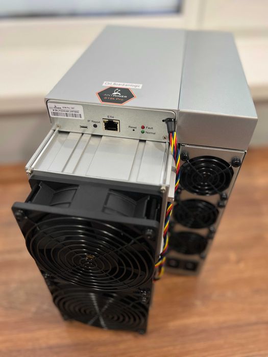 Кількість! Б/в Майнери Asic Bitmain Antminer S19k Pro 120 Th 2800 Вт