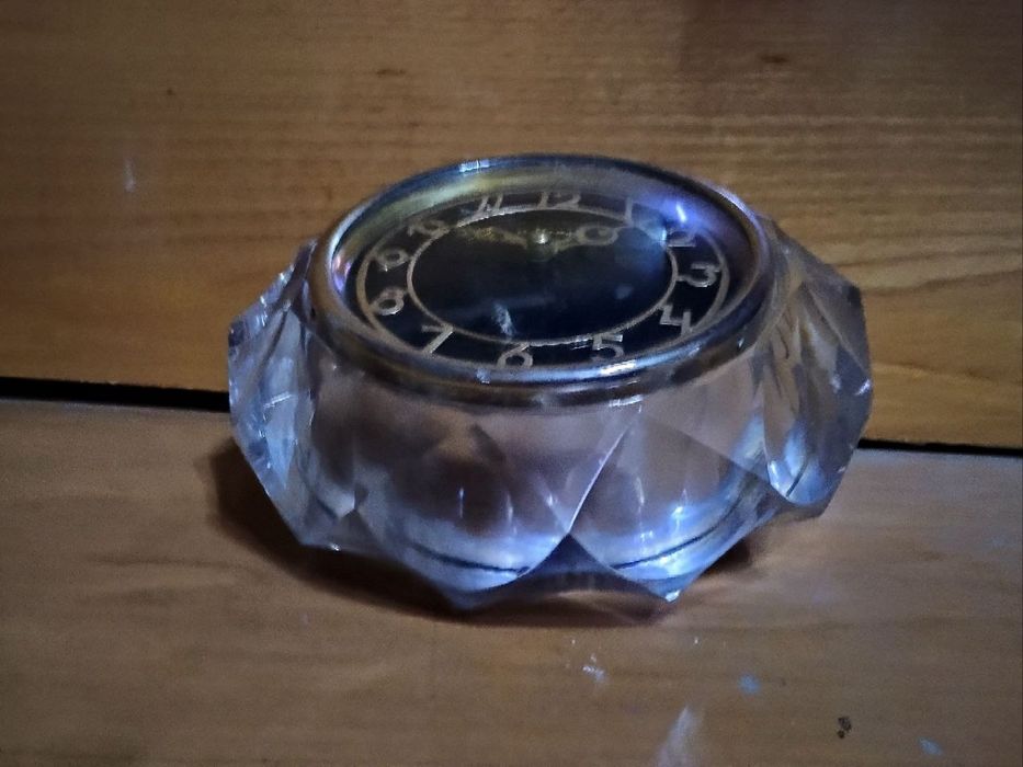 Часы маяк в хрустальном корпусе под ремонт