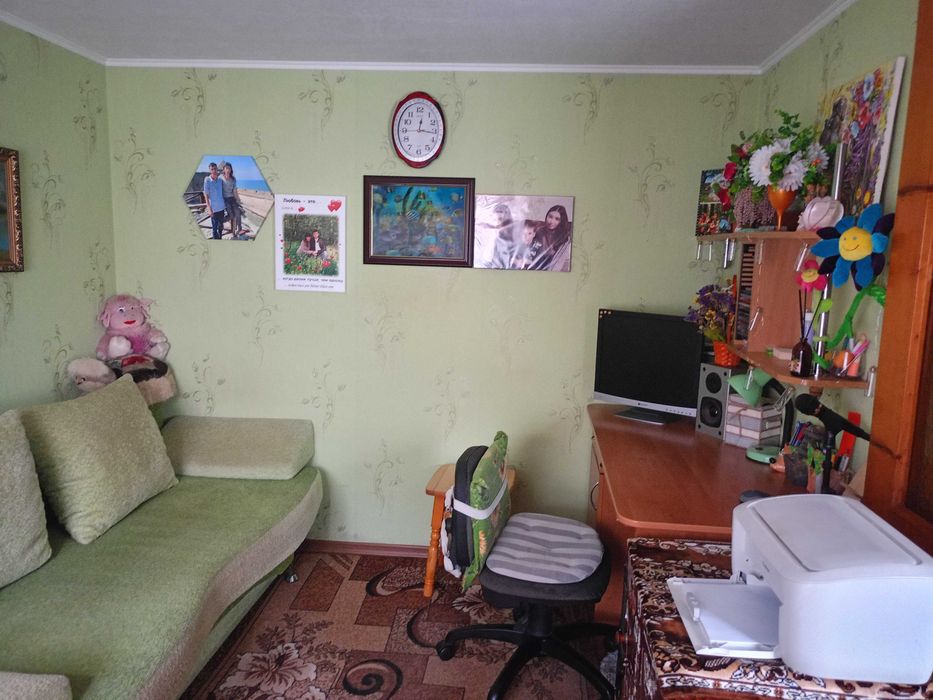 Продаєця частина будинку