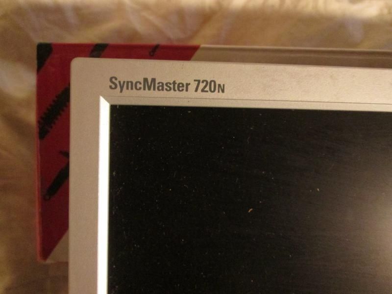 Монітор LCD 17" (43.2 см) Samsung 720N (R) монитор