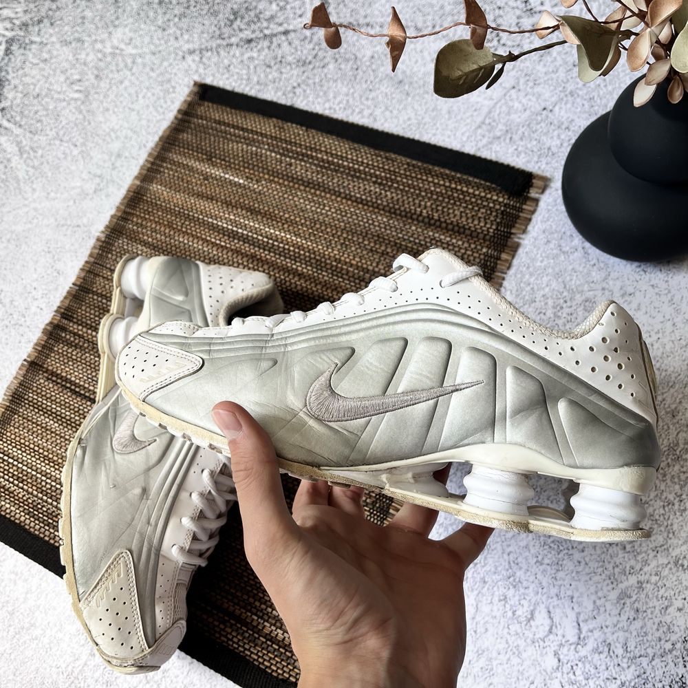 Nike shox r3 store