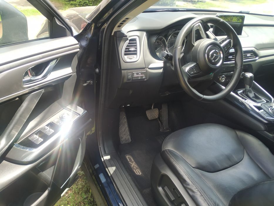 Мазда cx9.   7 мест.