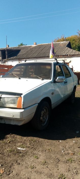 Продам ВАЗ 21099, мотор отлічний, по кузову трохи потребує косметичного ремонту