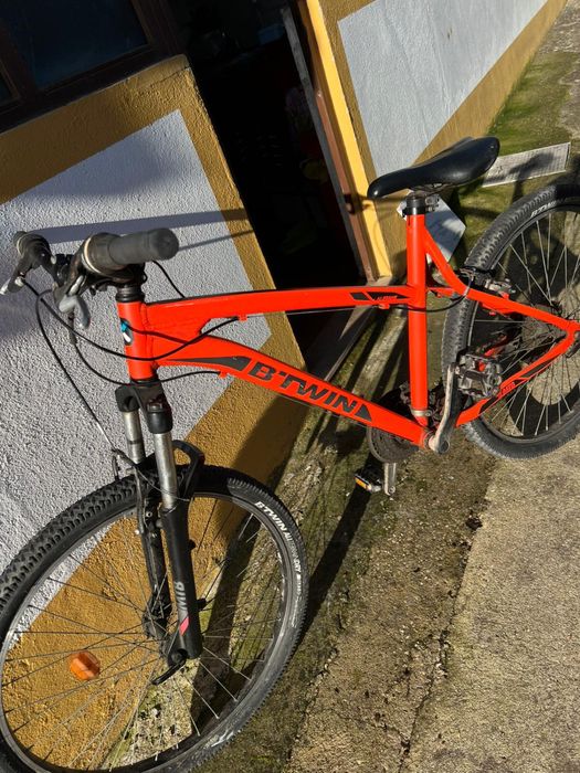 Venda ou troca Bicicleta B’Twin – Usada em Bom Estado