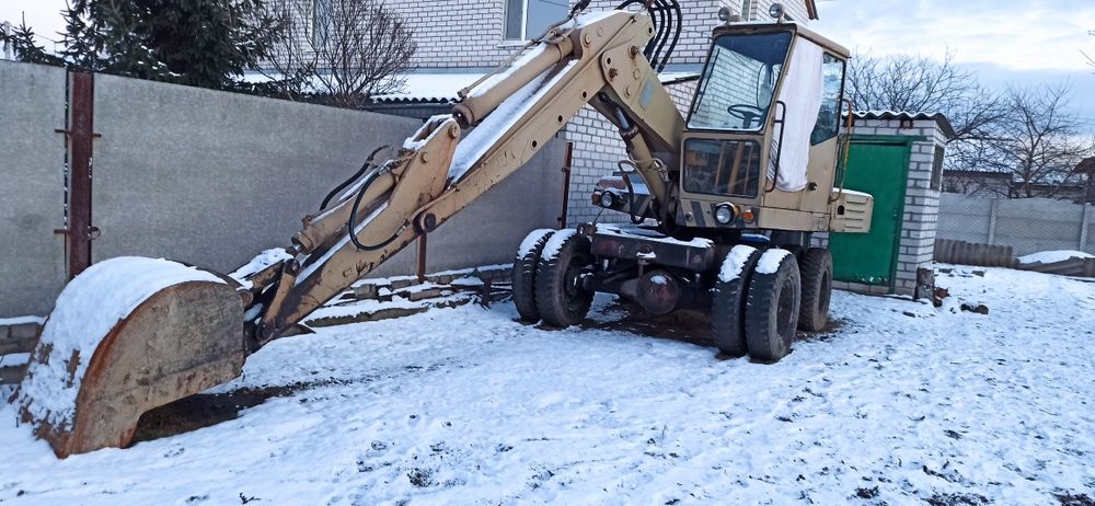 Екскаватор Warynski k406