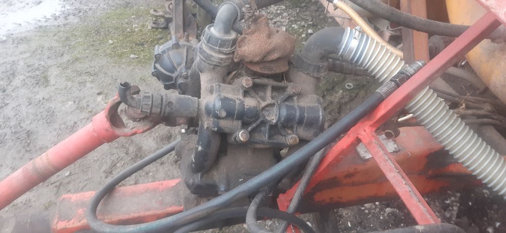 Оприскувач ОП2300