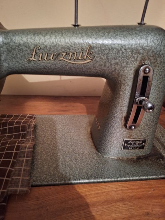 Maszyna do szycia Łucznik