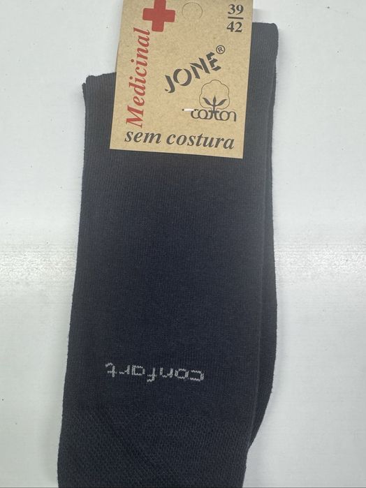 Conjunto de 12 pares de meias 15€