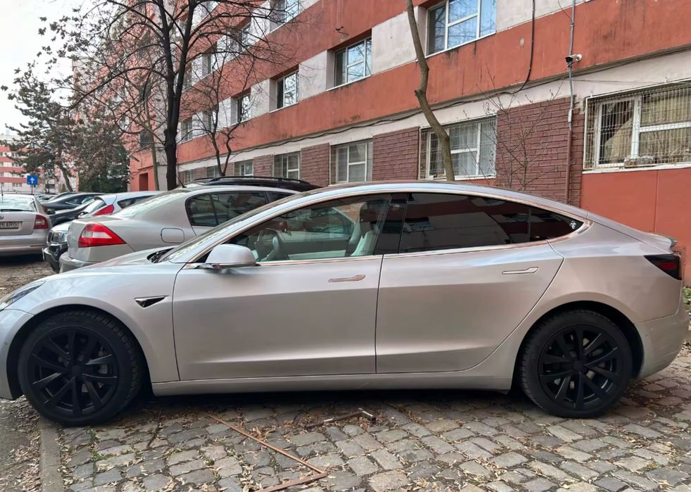 Ковпаки Tesla Model 3 / Колпаки Тесла М3