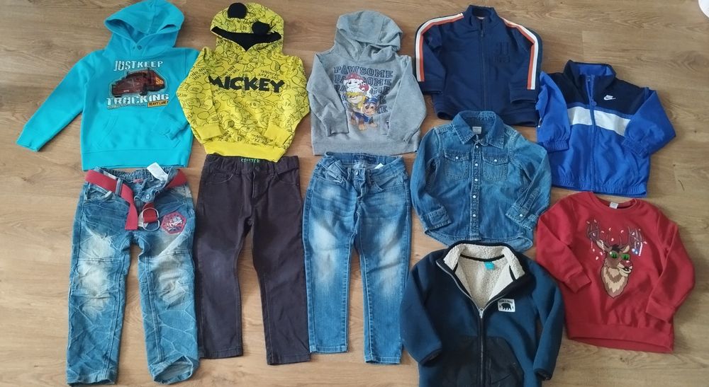 Paka ubrań 104 + gratis